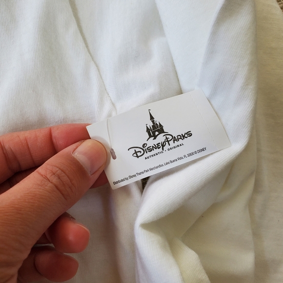 🆕️ Disney Discover the Magic Long Sleeve Tee - Picture 8 of 9